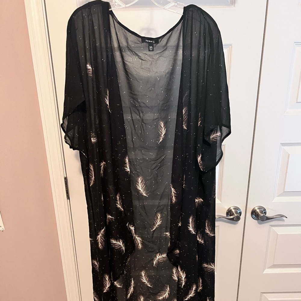 Torrid black w/ feathers design duster cardigan
